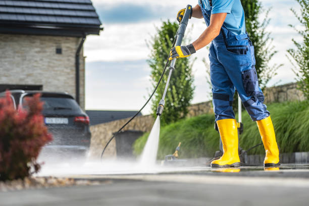 Best Sidewalk Pressure Washing  in Lamar, TX
